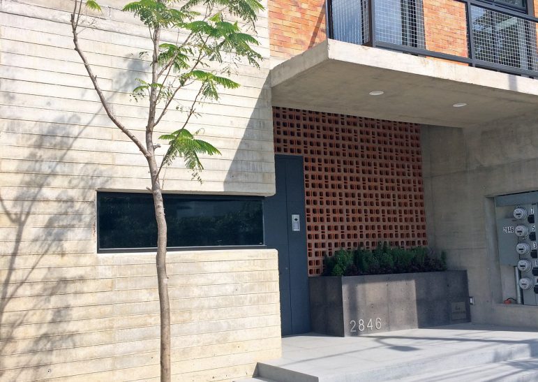 LAND AD_DBA_EXT_04-min