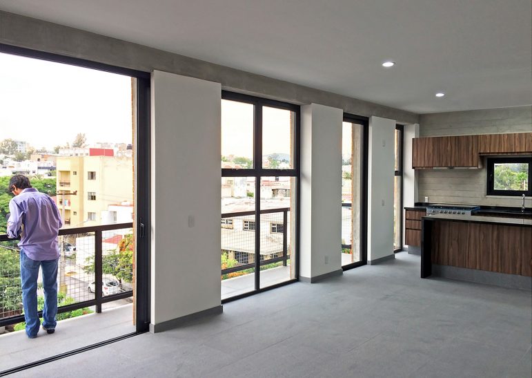 LAND AD_DBA_INT_01-min