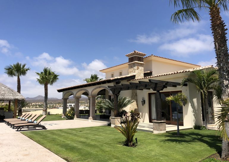 LAND AD_HV305_BEFORE_EXT 04